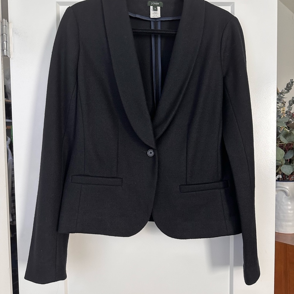 J Crew Black wool Blazer Jacket size 12 excellent condition.slimming silhouette - Picture 2 of 6